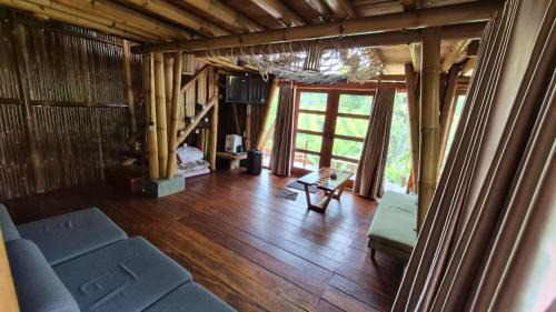 Karo Hotel | Villa Bambu Juma & Bakal
