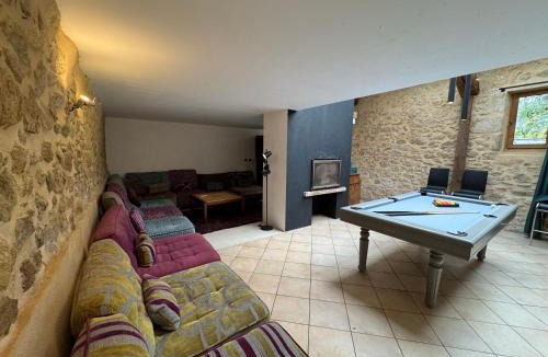 Cerons House | Villa Baptiste Spa Sauna Billard Piano ping-pong baby-foot Piscine près de Bordeaux