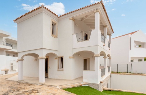 Baia Caddinas Villa | "Villa Barbara" with sea view, garden & Wi-Fi