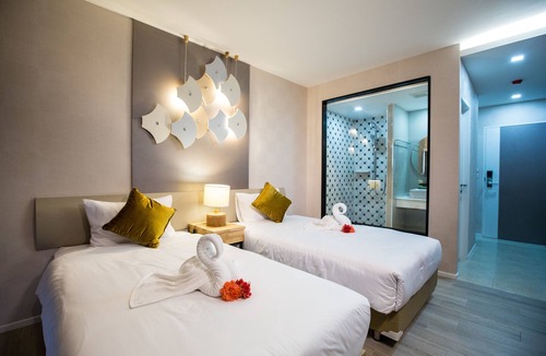 Pak Kret Hotel | Villa Baron Hotel