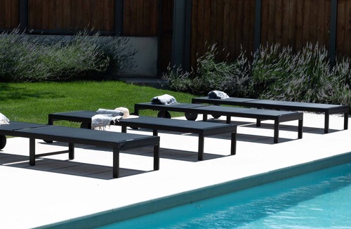 Malaucene Villa | Villa Beau Provence – Stylish design villa with heated pool, outdoor kitchen & stunning views near Mont Ventoux