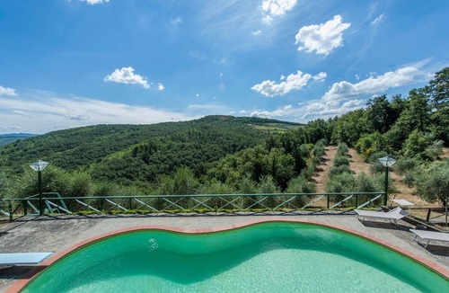 Castellina in Chianti Villa | Villa Beba 6 In Castellina in Chianti, Tuscany