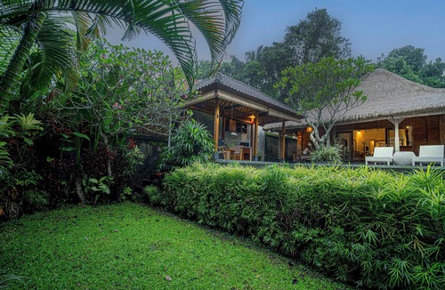 Kedewatan Villa | Villa Bedauh Ubud