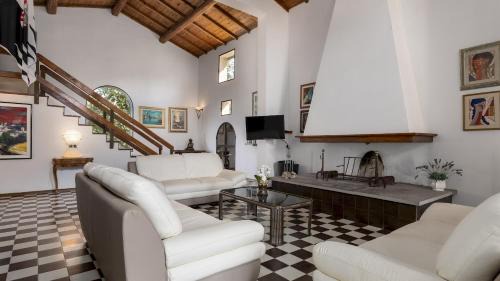 San Gimignano Villa | VILLA BEL PANORAMA 8, Emma Villas