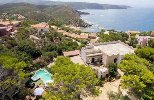 Torre dei Corsari Hotel | Villa Belfiori