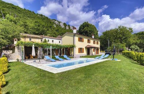 Dolenja Vas Villa | Villa Bella