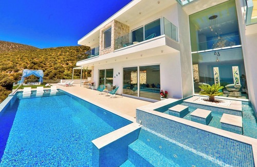 Bezirgan Villa | Villa Bella Mare