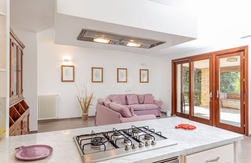 Portobello Villa | Villa Belle: private pool near the beach