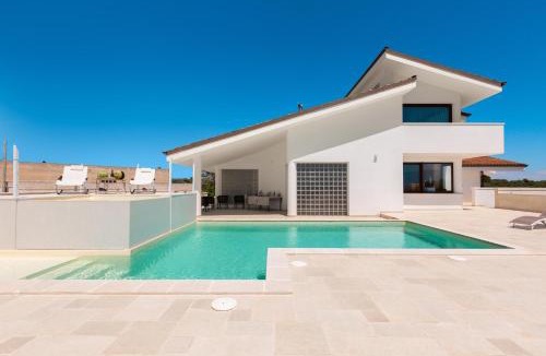 Maruggio Villa | Villa Belvedere Relais by Perle di Puglia
