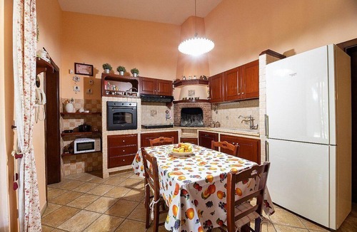 Taviano Villa | Villa Benedicta: A bright and elegant villa situated in a quiet location, a few minutes from the town center, with Free WI-FI.