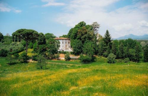 Vicopelago Villa | Villa Bianca charming Tuscany house with pool