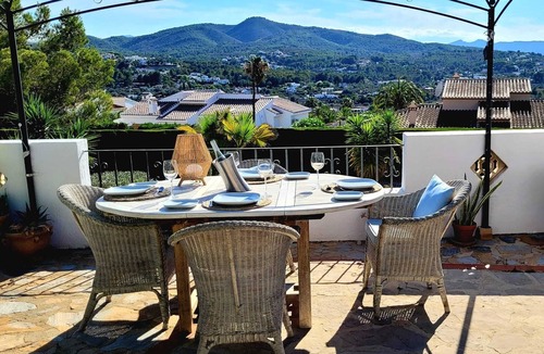 Tarraula Villa | Villa Bibi with Spectacular Sunset and Views