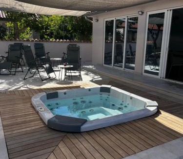 Rab Bed & Breakfast | Villa Birk