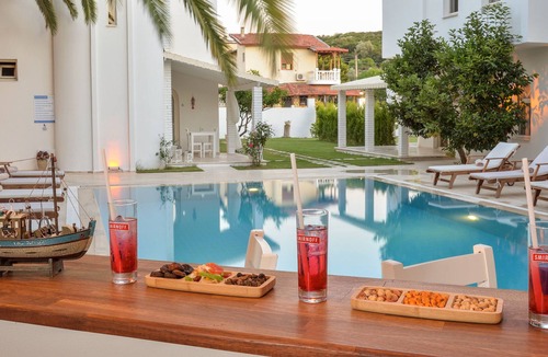 Ildır Koyu Hotel | Villa Blanche Otel