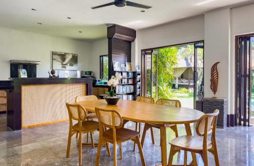 Dyanapura House | Villa Blubambu