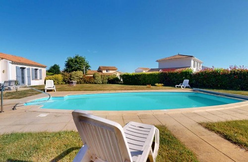 L'Aiguillon-sur-Vie Villa | Villa BlueGreen