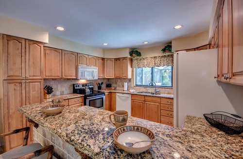 Bonita Shores House | Villa Bonita, Located 5 Min. from Bonita Beach, WIFI, Private Lanai & Pool