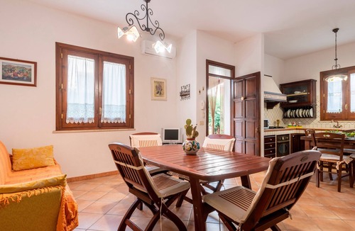 San Vito Lo Capo Villa | Villa 'Brezza di Limoni' close to the Sea with Terraces & A/C