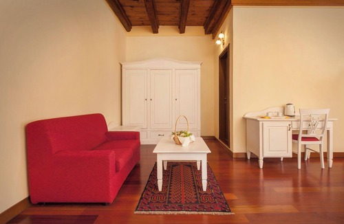 Peri Villa | Villa Brignoli - Historic stately home