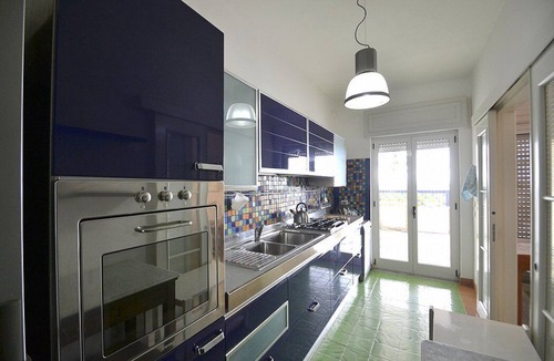Ascea House | Villa Briseide: A characteristic and welcoming two-story apartment that is part of a villa situated at a few steps from a sandy beach, with Free WI-FI.