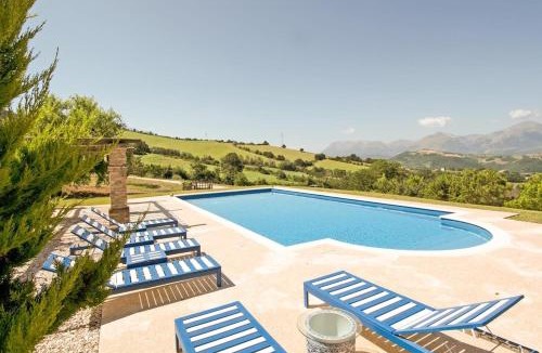 Smerillo Villa | Villa Broad Lea - Private Pool & Amazing Landscape View