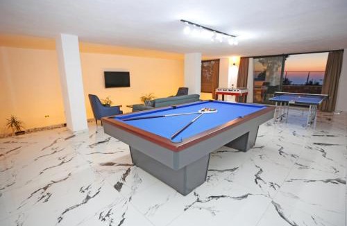Uzumlu Villa | Villa Brothers