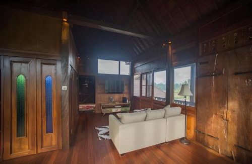 Abiansemal Villa | Villa Bunga Bintang Near Beji Waterfall