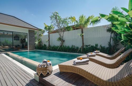 Babakan Villa | Villa Bunga Lily - Sumptuous 3BR Luxury Private Villa in Canggu