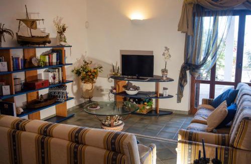S'oru e Mari House | Villa By The Beach