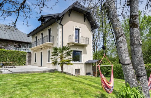 Charvonnex Villa | Villa Côte des Vignes {Annecy 15’ x Geneva 30'}