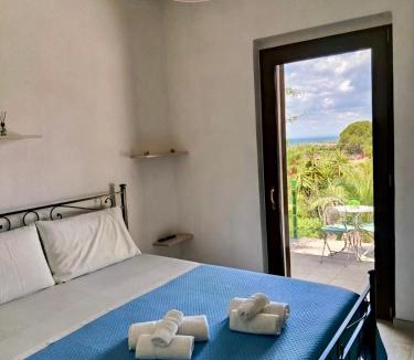 Taranto Villa | Villa Calipso
