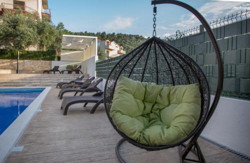 Mastrinka Villa | Villa Calluna