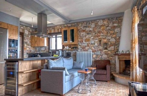 Megas Gialos House | Villa Camellia