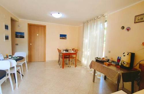 Morano Calabro Apartment | Villa 'Camera Girasole' with Mountain View, Shared Pool and Wi-Fi