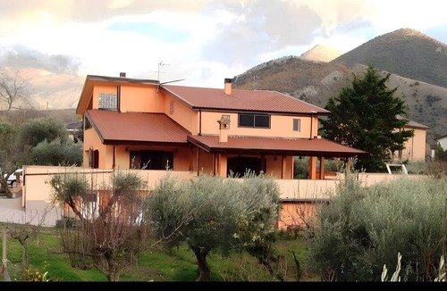 Morano Calabro Apartment | Villa 'Camera Mughetto' with Mountain View, Shared Pool and Shared Garden