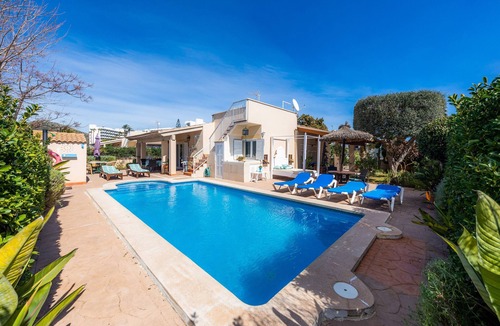 Muro Villa | Villa "Can Content" with Private Pool, Private Terrace and Wi-Fi