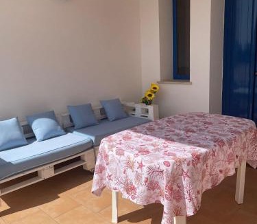 Capilungo Apartment | Villa Caputo con posto auto e giardino immenso