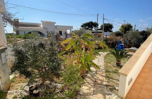 Capilungo Apartment | Villa Caputo con posto auto e giardino immenso