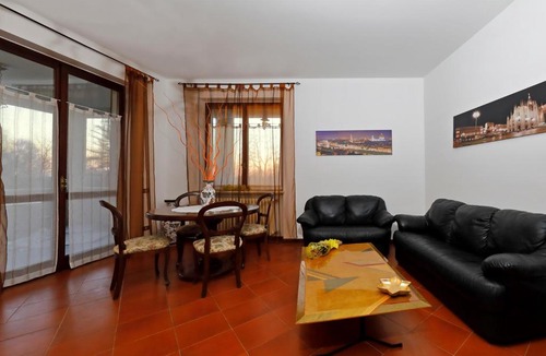 Sumirago Villa | Villa Carla