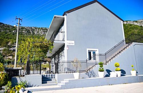 Grahovo Villa | Villa Carpenter