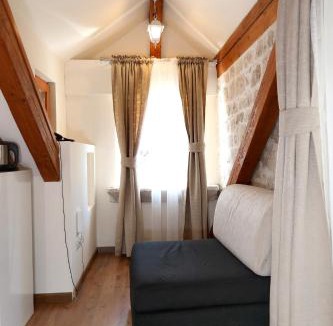 Trogir Bed & Breakfast | Villa Carrara