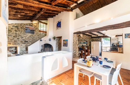 Montferrer Villa | Villa "Casablanca" with Mountain View, Private Pool & Wi-Fi