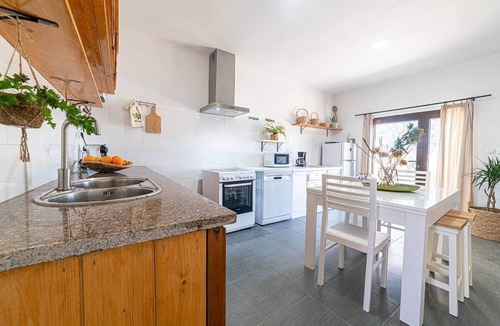 Sao Francisco da Serra Villa | Villa Casanova - Secluded pet-friendly villa for 12 people in Alentejo with table tennis and football table