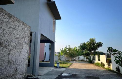Cigombong Villa | Villa Cassandra
