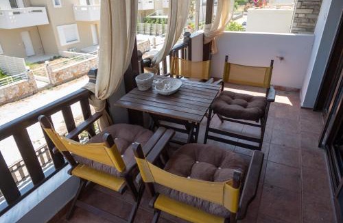 Nea Iraklitsa House | Villa Castello