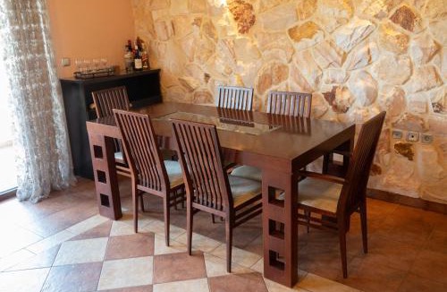 Nea Iraklitsa House | Villa Castello