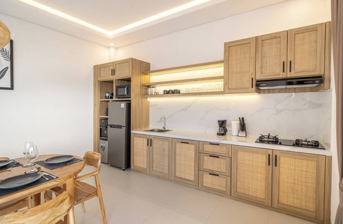 Tibubeneng Villa | Villa Castillo Modern 2 BR Villa in Canggu w/Aircon Living