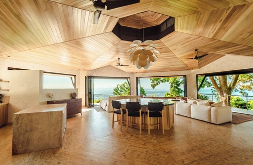 Ciudad Cortes Apartment | Villa Ceiba Luxury Studio