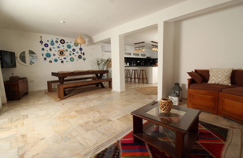 Bodrum City Center Villa | Villa Cem, Private Pool, sleeps 6, Bodrum Turkey