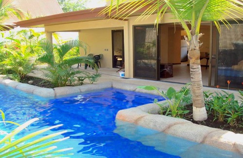 Barrio Ricos y Famosos House | Villa Centro - 7BR/7Bath - Spectacular Pool - Private and Close to Everything!